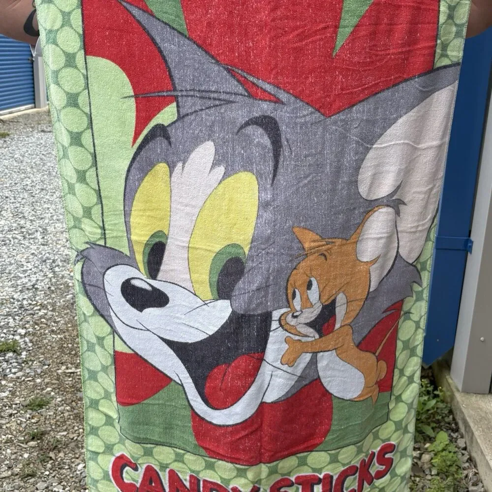 1994 Vintage Tom and Jerry Beach Towel Candy Sticks Warner Bros